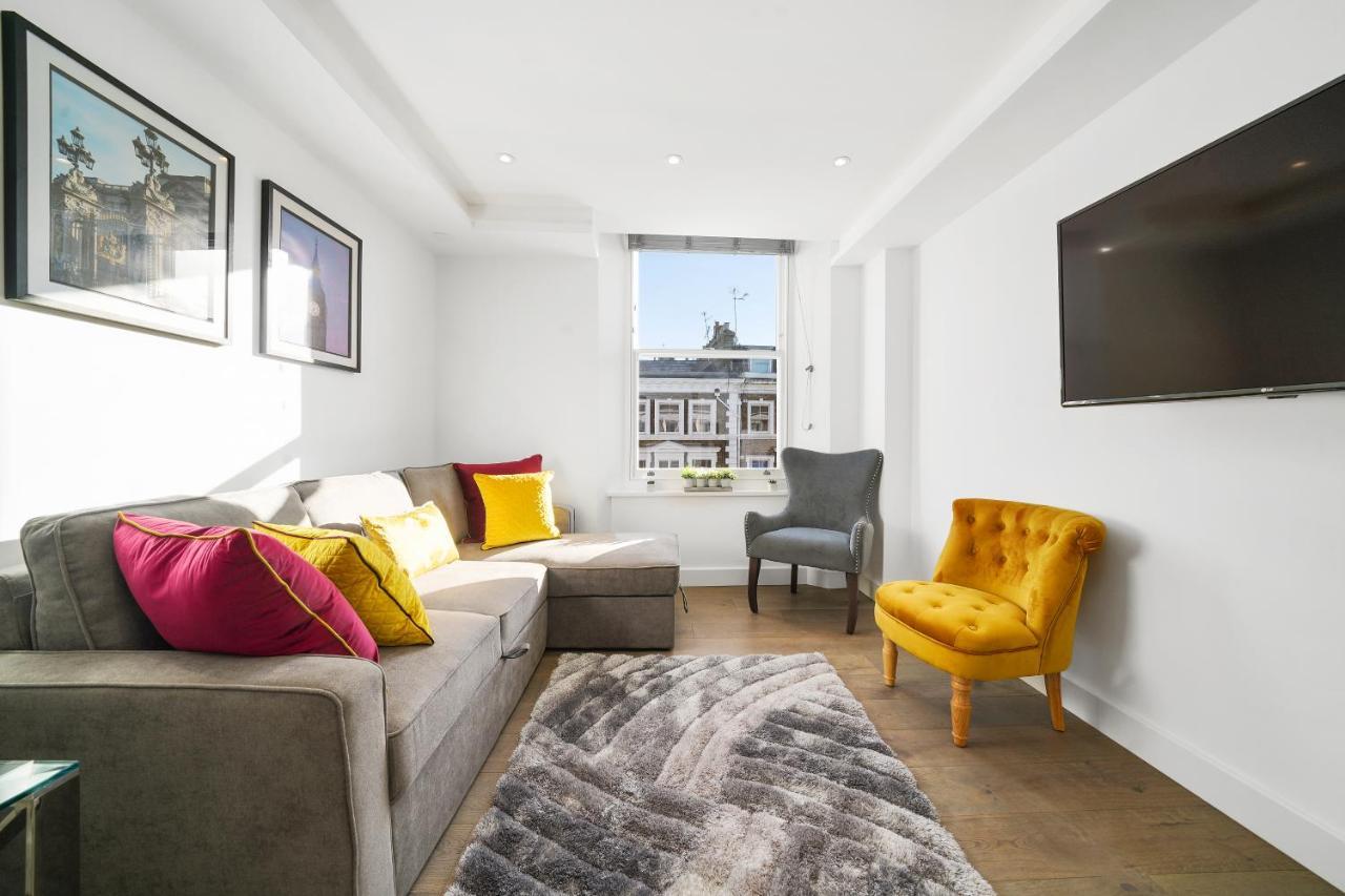 City Prime Apartments Londyn Zewnętrze zdjęcie A living room in a serviced apartment in London