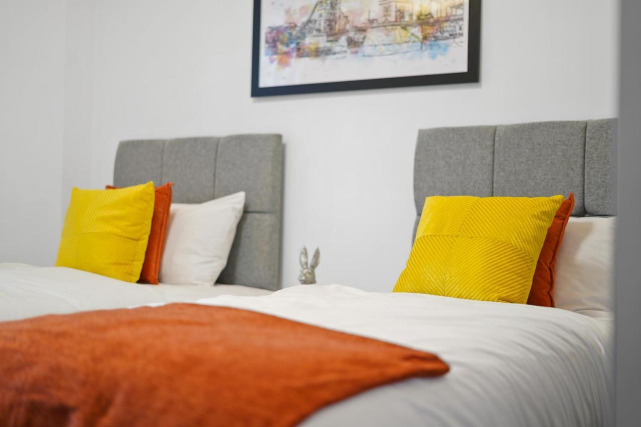 City Prime Apartments Londyn Zewnętrze zdjęcie A bedroom at the hotel